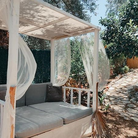 Bed and Breakfast Ata Bungalow Kaş Exterior foto