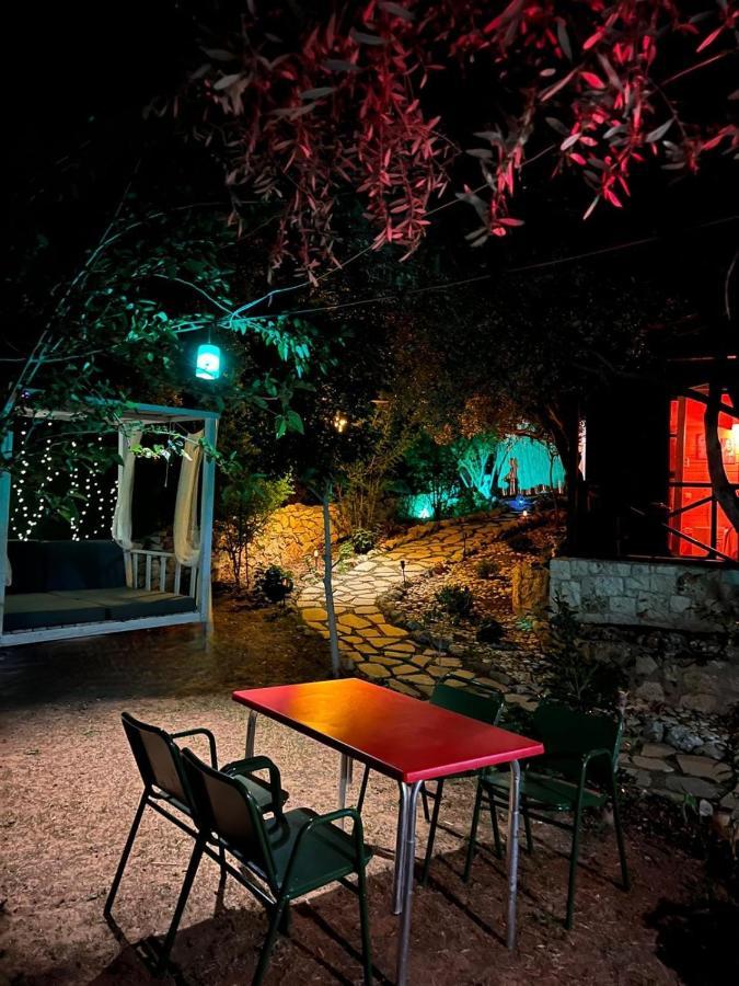 Bed and Breakfast Ata Bungalow Kaş Exterior foto